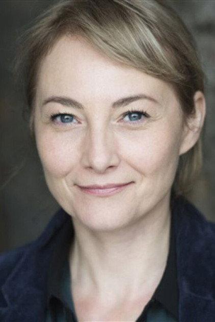 Floriane Potiez - Actor Profile Photo