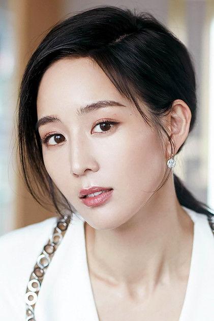 Janine Chang Chun-Ning - Actor Profile Photo