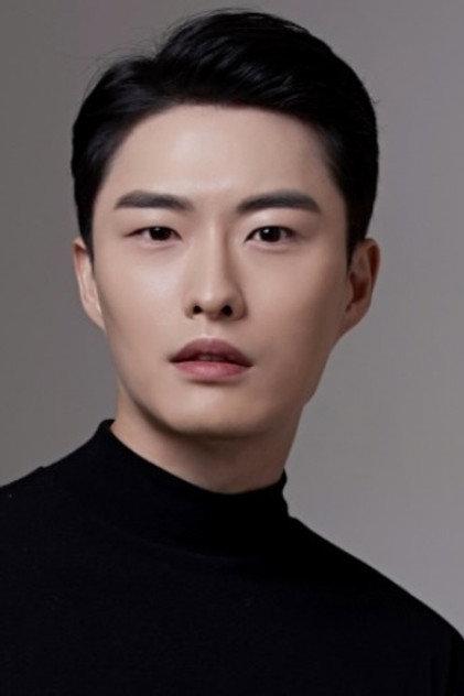 Jang Myoung-un - Actor Profile Photo