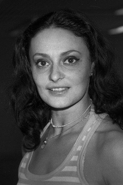 Tricy Abramovici - Actor Profile Photo