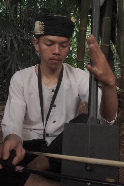 Deni - Actor Profile Photo