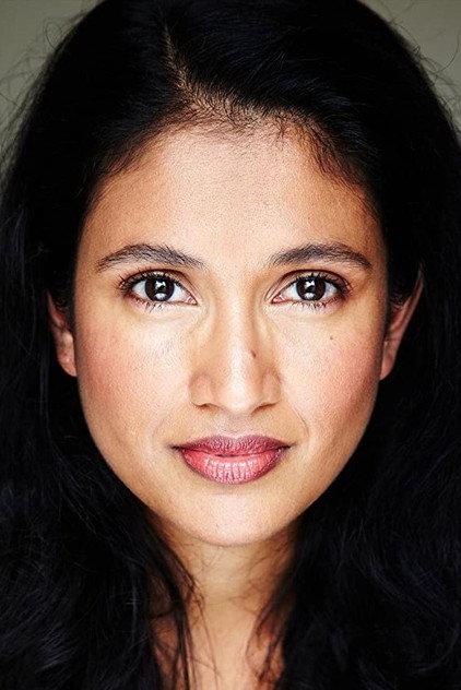 Karina Bracken - Actor Profile Photo