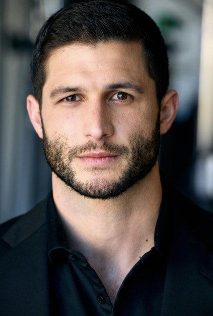 Roberto Portales - Actor Profile Photo