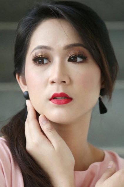 Lia Natalia - Actor Profile Photo