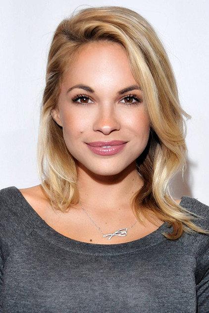Danielle Mathers - Actor Profile Photo