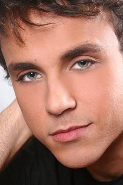 Paulo Vilela - Actor Profile Photo