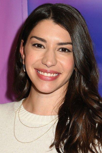Jamie Gray Hyder - Actor Profile Photo
