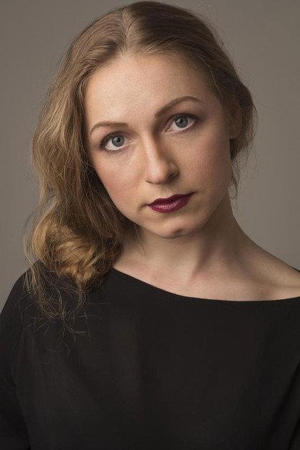 Elena Pobegaeva - Actor Profile Photo