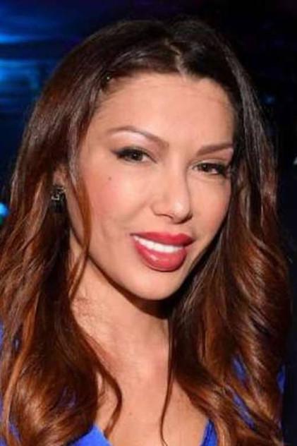 Gaia Saponaro - Actor Profile Photo