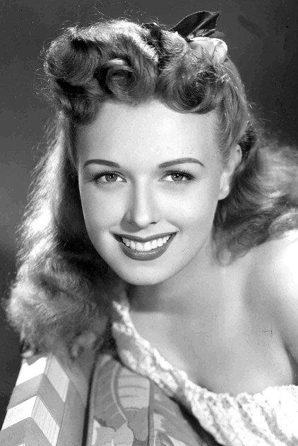 Noreen Nash - Actor Profile Photo