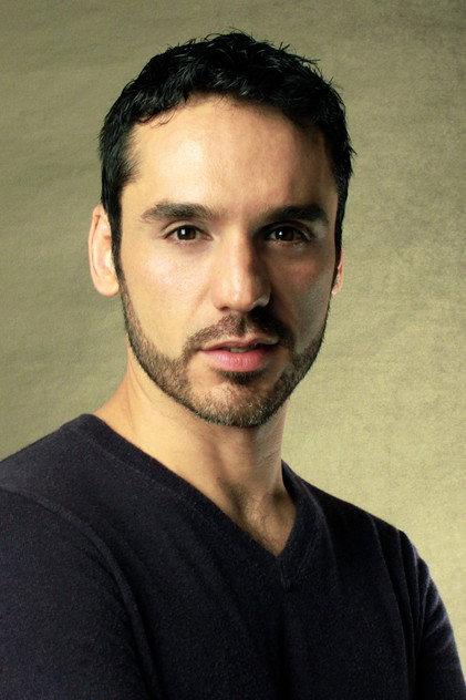 Rodrigo De la Rosa - Actor Profile Photo