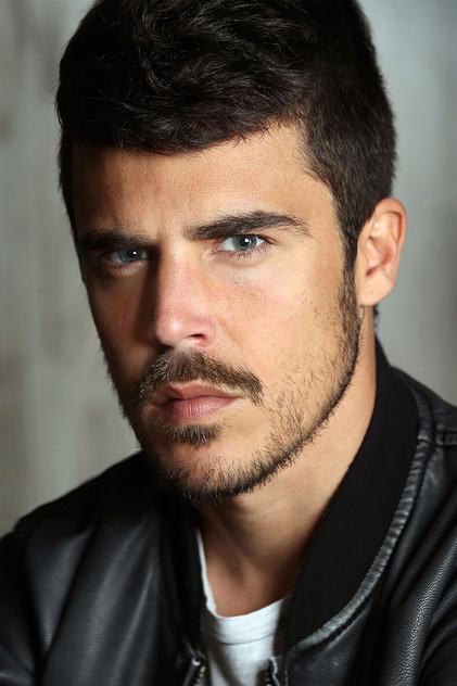 Javier Hernández - Actor Profile Photo