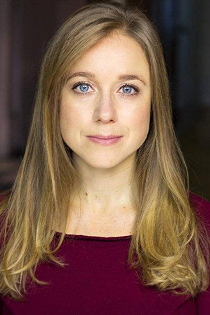 Caroline Buzanko - Actor Profile Photo