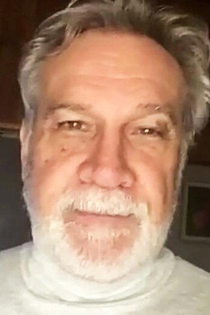Carlos Mena - Actor Profile Photo