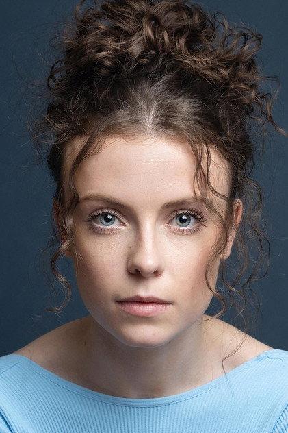 Honor Kneafsey - Actor Profile Photo
