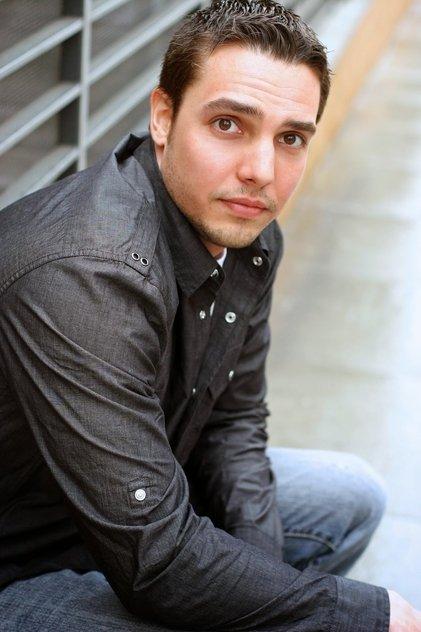 Ryan Izay - Actor Profile Photo