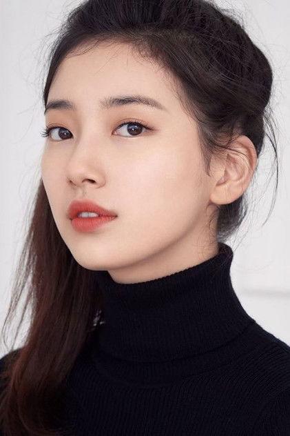 Suzy - Actor Profile Photo