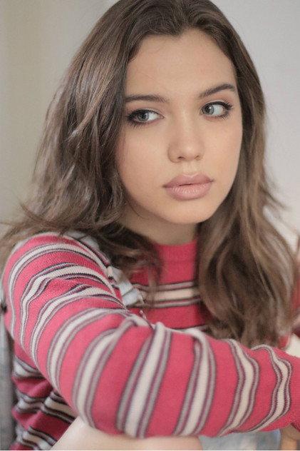 Malena Narvay - Actor Profile Photo