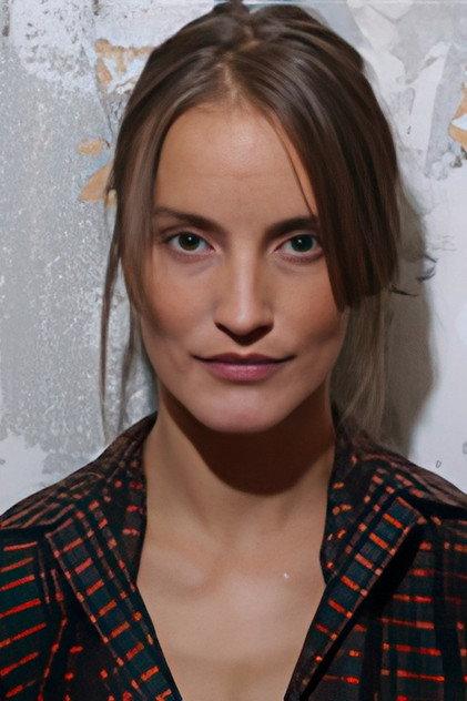 Ann'so - Actor Profile Photo
