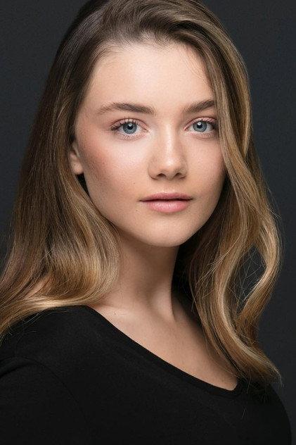 Esila Umut - Actor Profile Photo