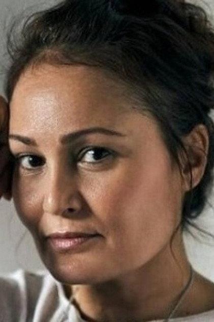 Suzan Akbelge - Actor Profile Photo