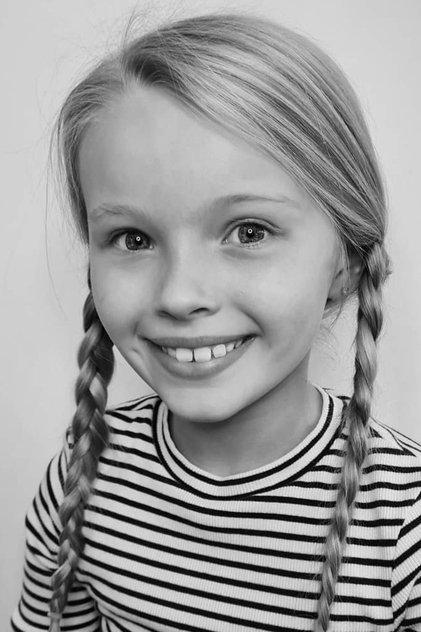 Millie-Rose Crossley - Actor Profile Photo