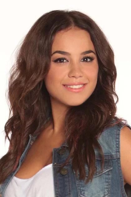Pinelopi Plaka - Actor Profile Photo