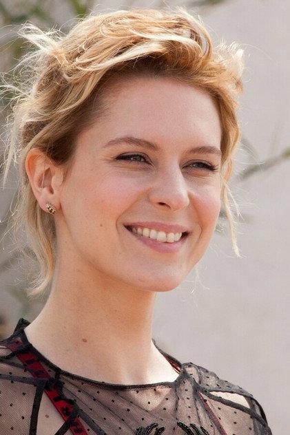 Elena Radonicich - Actor Profile Photo