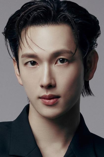 Yim Si-wan - Actor Profile Photo
