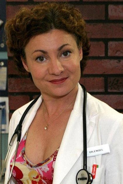 Kathrin Waligura - Actor Profile Photo