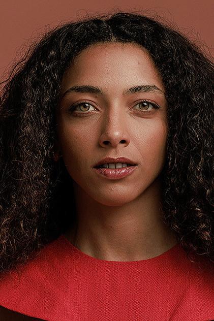 Alice Carvalho - Actor Profile Photo