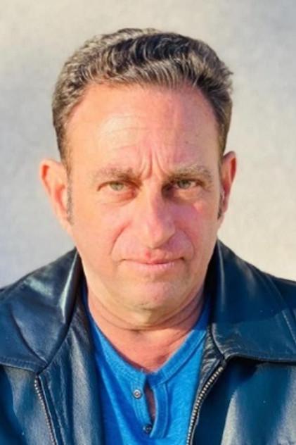 Steven Chase - Actor Profile Photo