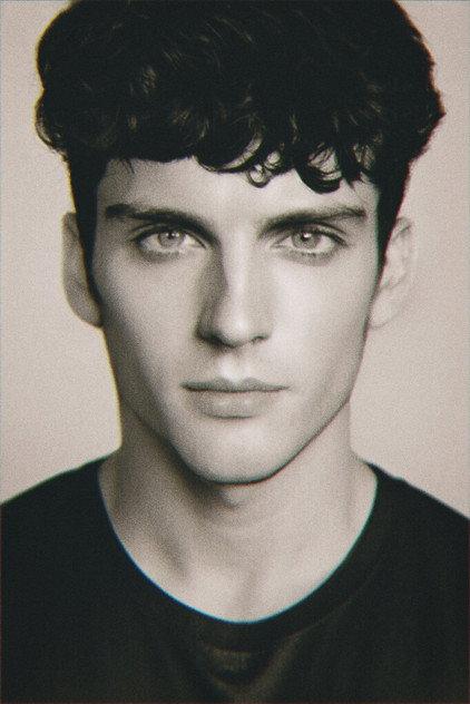 Zachary Chambers - Actor Profile Photo
