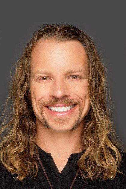 Dustin Leighton - Actor Profile Photo