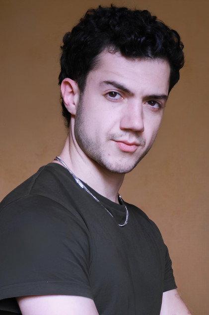Andréas Borredon - Actor Profile Photo