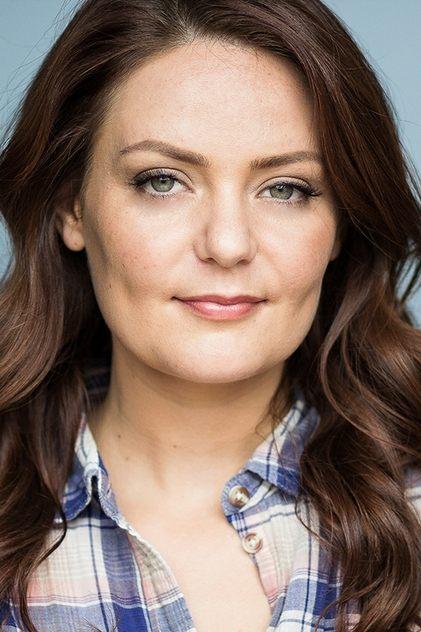 Hanna Hall - Actor Profile Photo