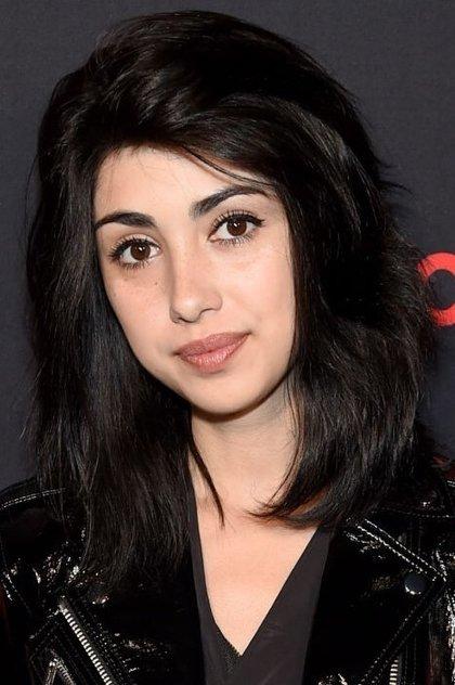 Alexa Mansour - Actor Profile Photo