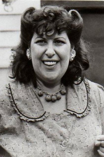 Renée Lippin - Actor Profile Photo
