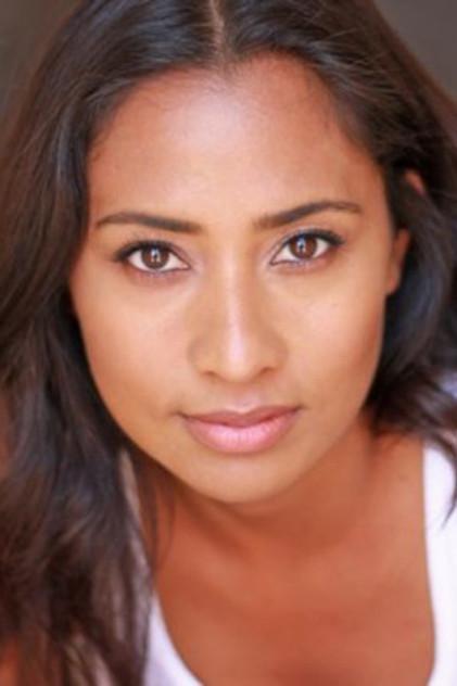 Christina Hearn - Actor Profile Photo