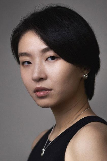 Samantha Lee - Actor Profile Photo