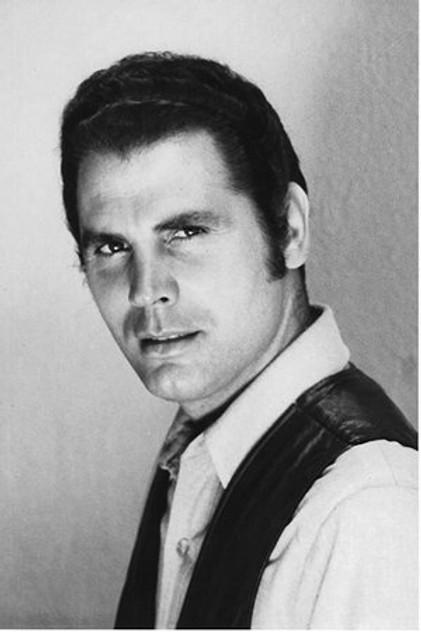 Michael Dante - Actor Profile Photo