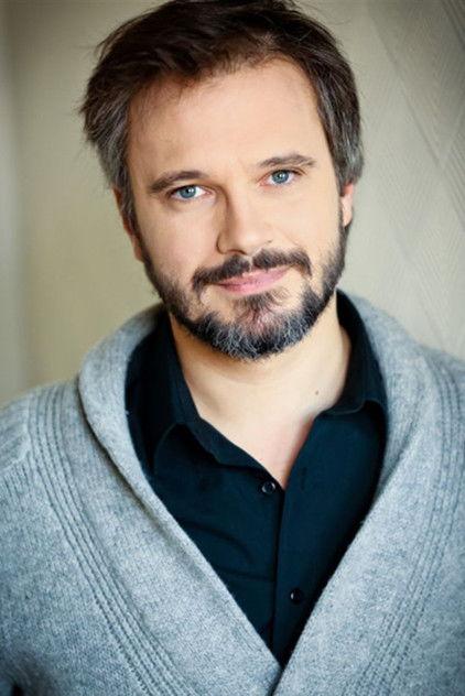 Arnaud Léonard - Actor Profile Photo