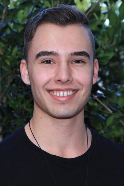 Evan Henzi - Actor Profile Photo