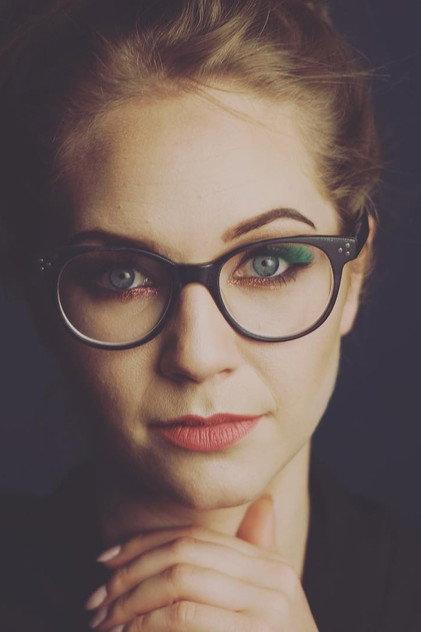 Stephanie Jaskot - Actor Profile Photo