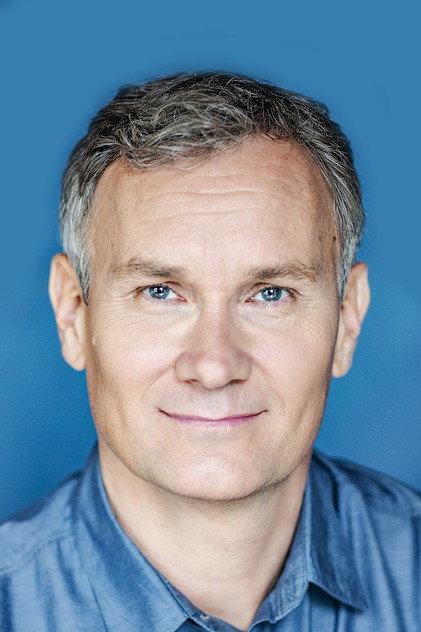 Steve Cumyn - Actor Profile Photo