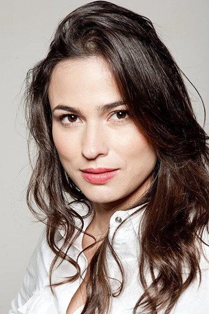 Paula Castaño - Actor Profile Photo