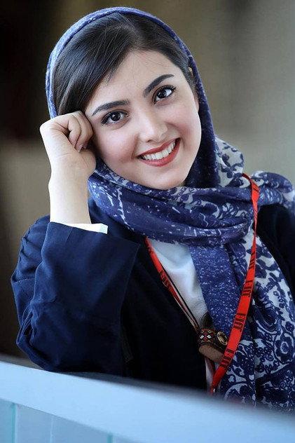 Ziba Karamali - Actor Profile Photo