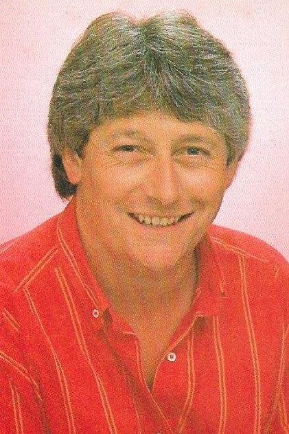 Richard Skinner - Actor Profile Photo