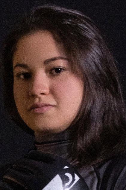 Victoria Souza - Actor Profile Photo