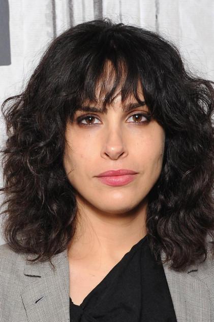 Desiree Akhavan - Actor Profile Photo
